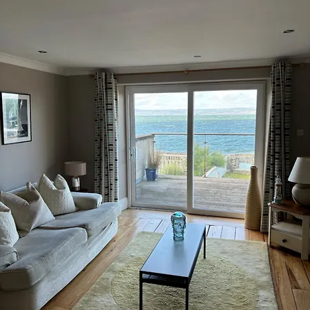 Splash Cottage Beach House With Sea Lapping Garden Bangor  Exterior photo